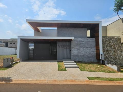 Casa à venda em Paulínia, Parque Brasil 500, com 4 suítes, com 211.78 m², Residencial Santorini