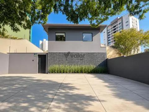 Casa à venda em Campinas, Cambuí, com 5 quartos, com 136 m²