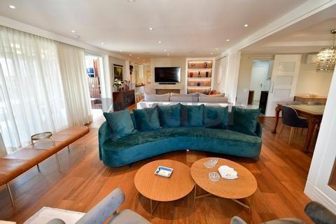 Cobertura à venda em Campinas, Cambuí, com 4 suítes, com 401 m², Clermont Ferrand