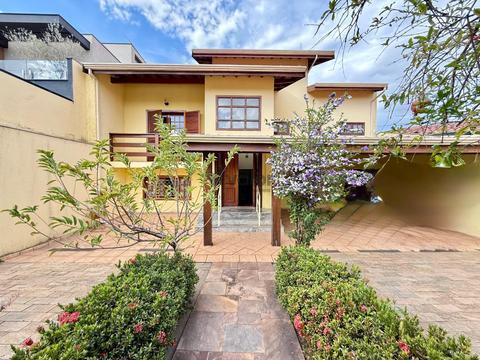 Casa com piscina à venda no San Conrado em Campinas com 4 quartos