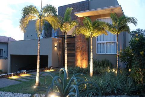 Sobrado à venda em Campinas, Loteamento Alphaville Campinas, com 4 suítes, com 436 m²