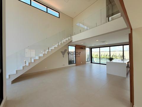 Sobrado à venda em Campinas, Residencial Vista Campinas, com 3 suítes, com 255 m²