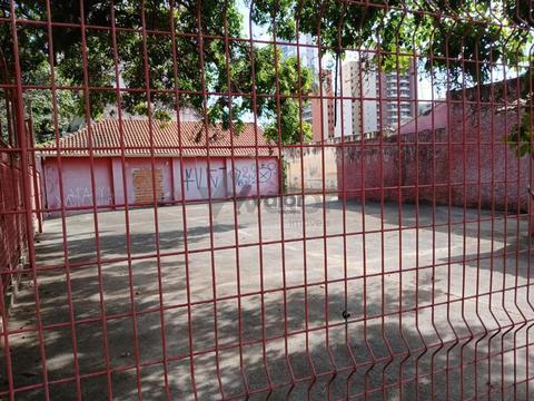Terreno para alugar em Campinas, Cambuí, com 900 m²