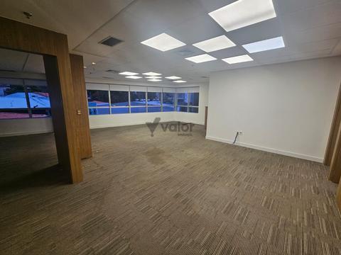 Sala à venda em Campinas, Cambuí, com 100 m², Edificio Hannover Tower