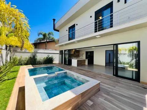 Casa à venda em Campinas, Loteamento Parque dos Alecrins, com 4 suítes, com 333 m²