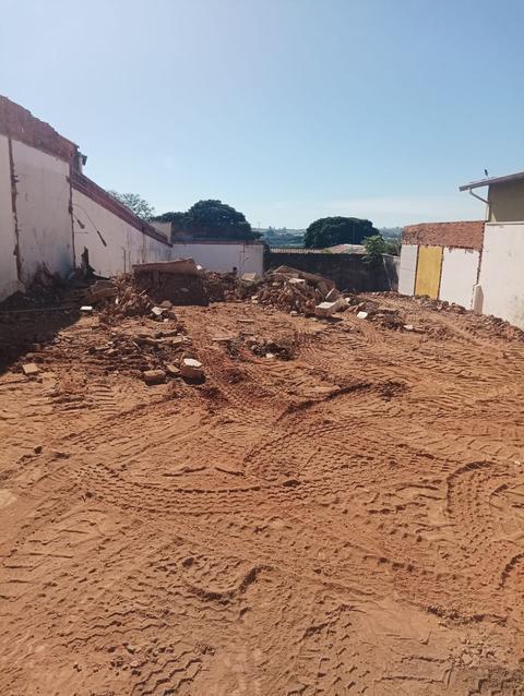 Terreno à venda em Campinas, Parque São Quirino, com 320 m²