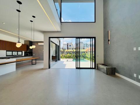 Casa à venda em Campinas, Loteamento Residencial Arborais, com 4 suítes, com 302 m²